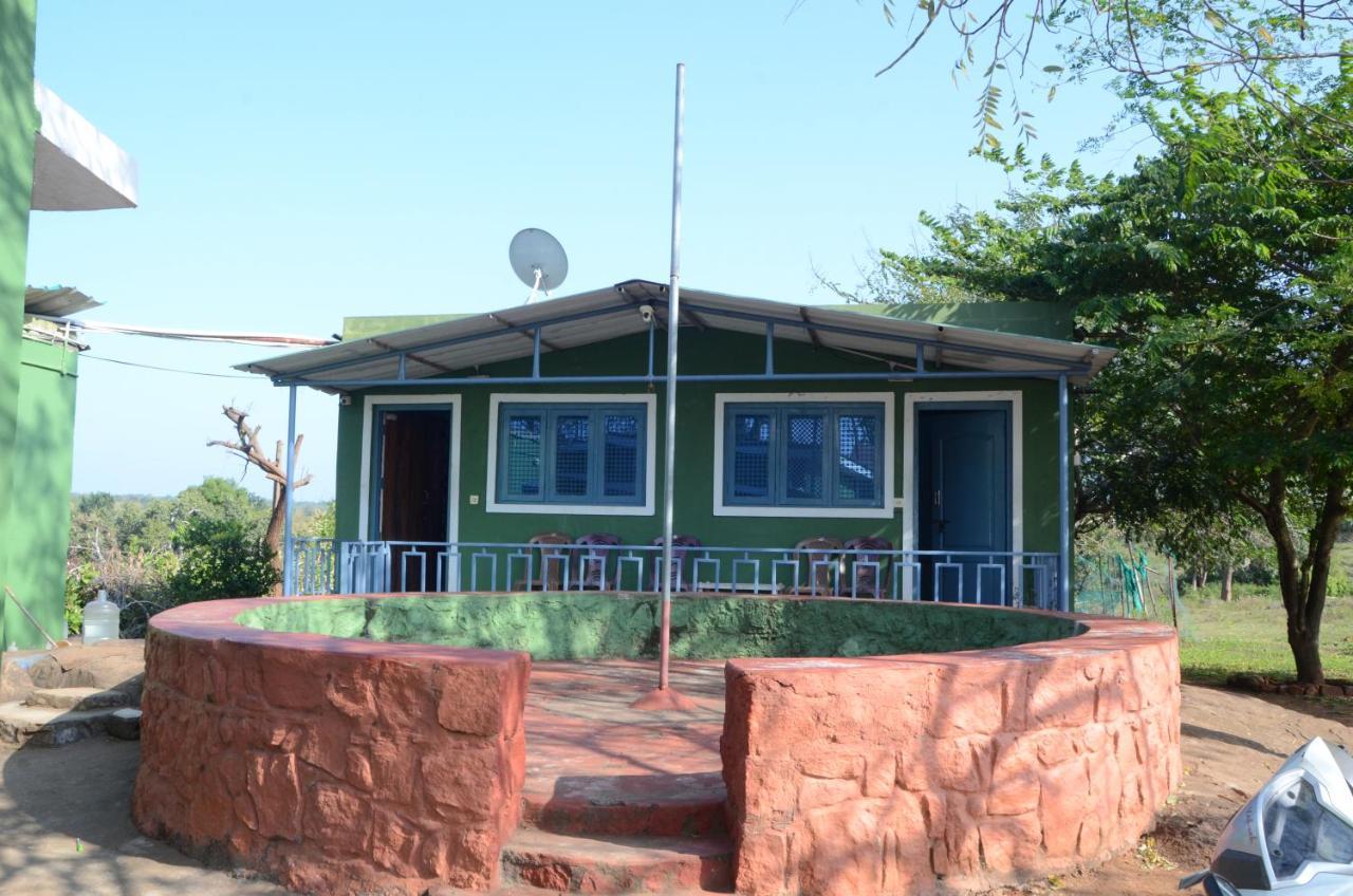 Aarraams Farms & Resorts Masinagudi Exterior photo
